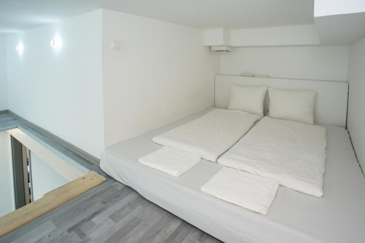 Aradi Apartamento